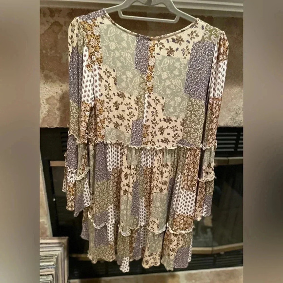 Easel Women’s Ruffled Long Fanned Sleeve Dress Tunic Western Boho Coachella M - Picture 2 of 10